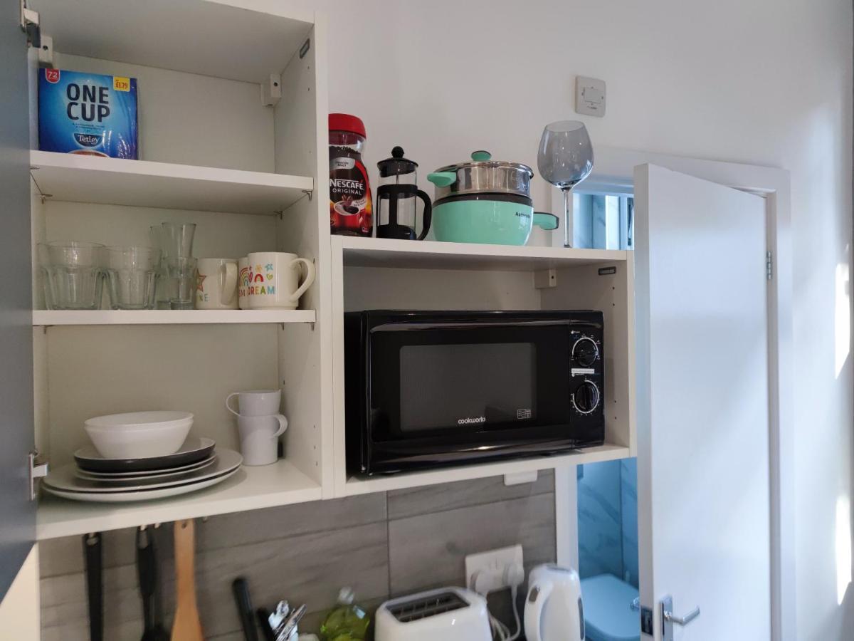 Stunning Studio In North London - Victoria Line Экстерьер фото